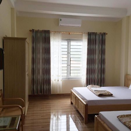 Viet Dung Motel Ha Long Exteriör bild