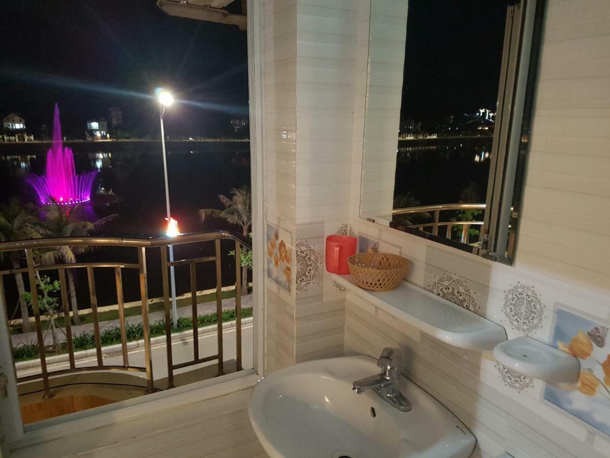 Viet Dung Motel Ha Long Exteriör bild